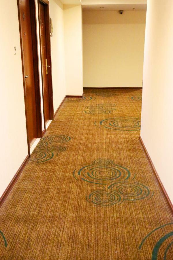 Greentree Inn Guiyang Court Street West Zhongshan Road Subway Station Business Hotel Luaran gambar